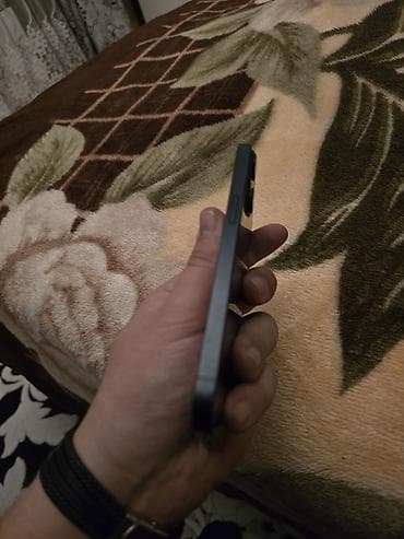 kamera gence: IPhone 13, 128 GB, Midnight, Face ID — 6