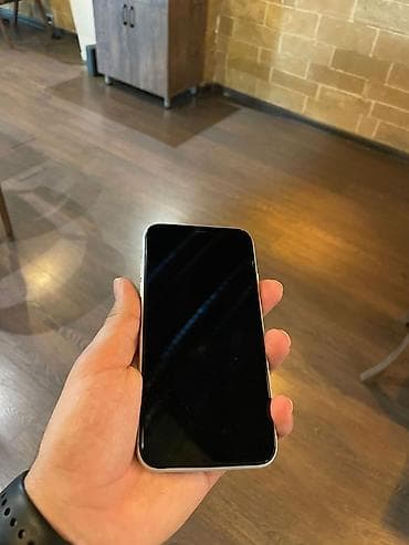 the division: IPhone 11, Ağ — 9