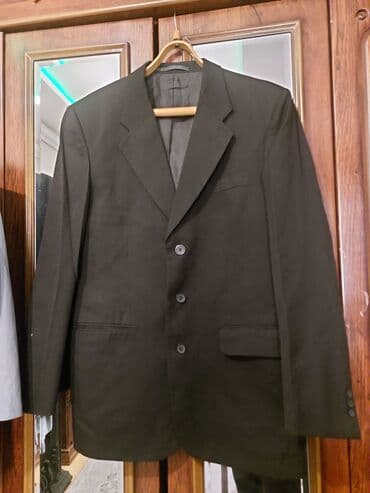 geneve 750 qizil saat: Kişi pencəkləri – 3 model seti 1) Zolaqlı boz pencək - Rəng: tünd — 2