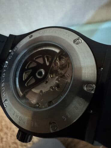 yuxuda sırğa görmək: Yeni, Qol saatı, Hublot, rəng - Qara — 6