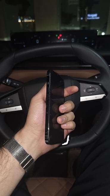 iphone simli qulaqlıq: Gümüşü, Face ID — 2