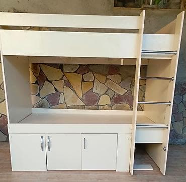 Kod1333k İkimərtəbə çarpayı matrassız satılır.Ölçüsü Eni-94 sm — 1