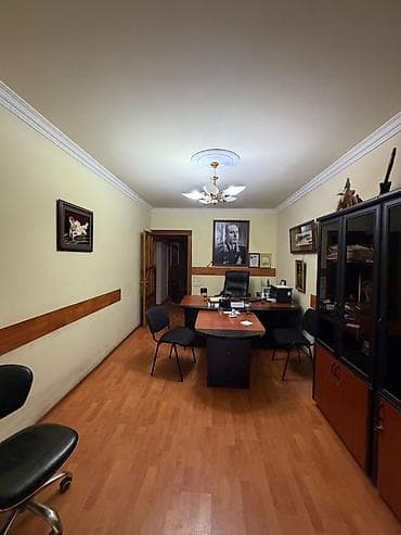 zigda kiraye menzil: İcarəyə/ofis istifadəsinə uyğun kabinetli sahə Təsvir: - İş otağı — 7