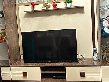 ber ber: İşlənmiş, TV stend — 1