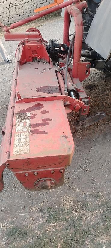 lapet satilir: Satılır: Traktor üçün frez/kultivator başlığı - Tipi: Arxa asqıya — 5