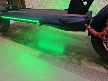 İşlənmiş Elektrik samokat 10", 501 - 750 Vt, 36 - 45 km/s, Ödənişli çatdırılma — 6