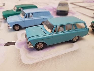 Kolleksiya üçün model avtomobillər dəsti - Miqyas: təxminən 1:43 - — 8