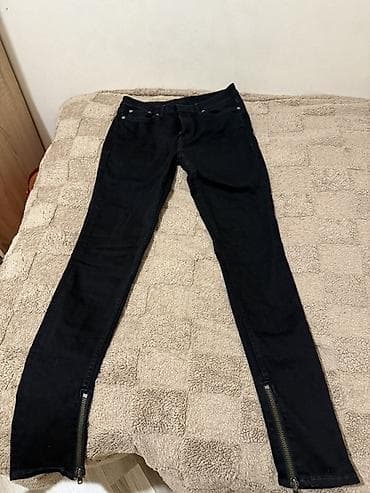 jeans: Qara şalvar – dar kəsim, aşağı hissədə fermuarlı model - Rəng — 1