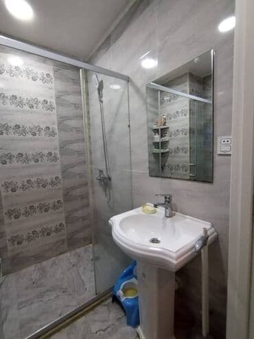 razinde kiraye evler 300 manat: 2 otaqlı, Yeni tikili, 45 kv. m — 5