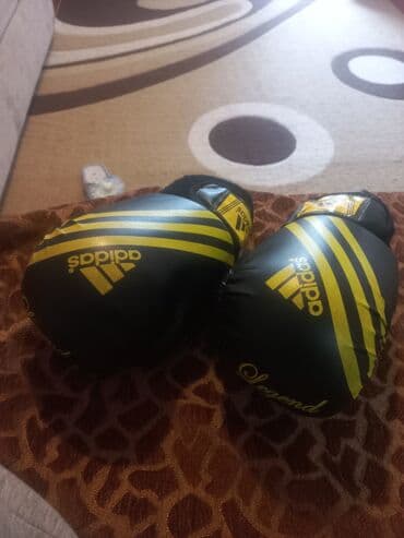 kişi üçün barmaqsız əlcəklər: Məhsul: Boks əlcəkləri – Adidas “Legend” 28 manata alinib 20 manata — 1