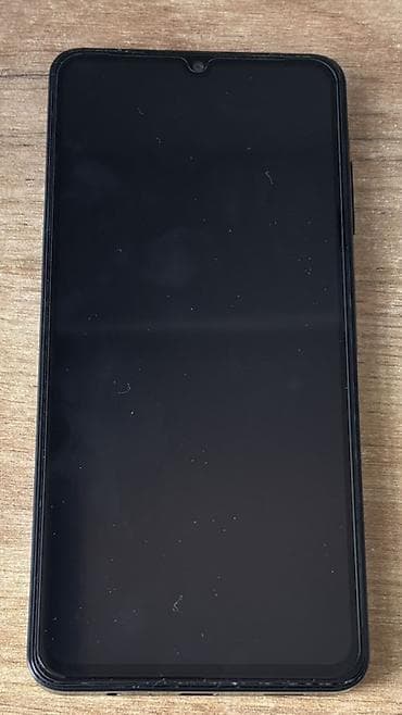 huawei internet modem: Samsung Galaxy A06, 128 GB, rəng - Qara, İki sim kartlı — 1