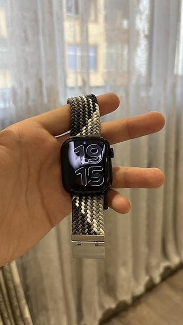 Apple watch 10 42mm modeli.Yeni kimidir,hec bir ezikden soz gede — 1