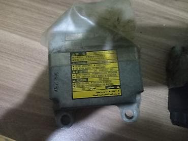 zapçast az: Toyota RAV4 2002 – üstən çıxma orijinal ehtiyat hissələri. Mövcud — 8