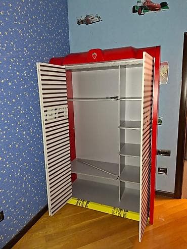 Mebel: Uşaq otağı üçün “yarış” temalı mebel dəsti Tərkib: - Avtomobil — 1