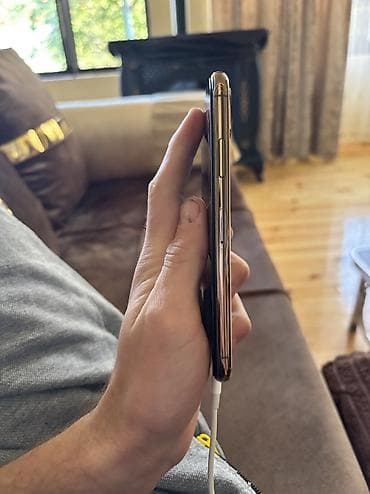 iphone 7 plud: IPhone Xs, Qızılı, Face ID — 4