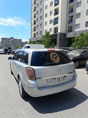 opel 1 3: Opel Astra: 1.3 l | 2010 il 320000 km Universal — 5