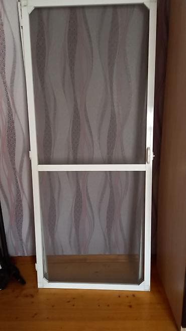 taxta lustur: Taxta şüşəli qapı + ağ rəngli torlu balkon/eyvan qapısı çərçivəsi olcu — 2