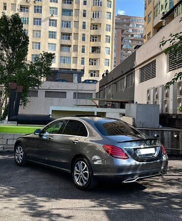 авто с пробегом фольксваген: Mercedes-Benz C-Class: 2.2 l | 2017 il Sedan — 4