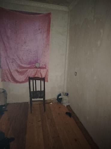 ucuz ev qapilari: Samux şəhər nəbiağalı qəsəbəsində köhnə xəstəxananın arxasında mərkəzi — 9