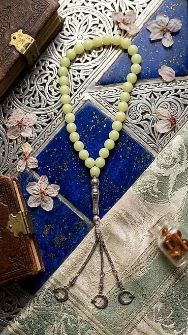 mercan tesbeh: Təsbeh – zərif dizaynlı, ay‑ulduz uclu - Material: açıq yaşıl rəngli — 1