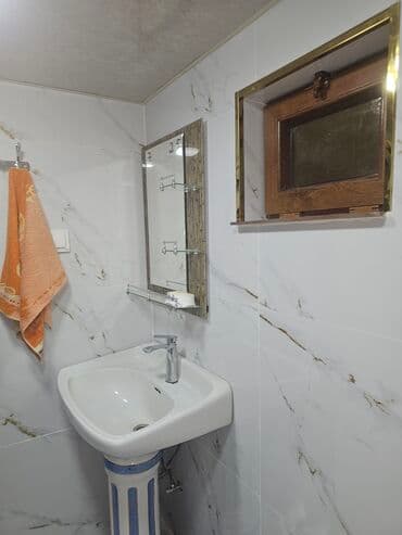 bakixanov ev: Evin birinci mərtəbəsi kirayə verilir — 12