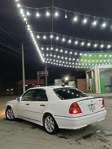 mersedes yağları: İşlənmiş Disk təkər Mercedes-Benz 225 / 65 / R 16 — 3