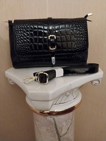 Qadın üçün çiyin/çapraz çanta – qara, laklı, crocodile teksturalı -