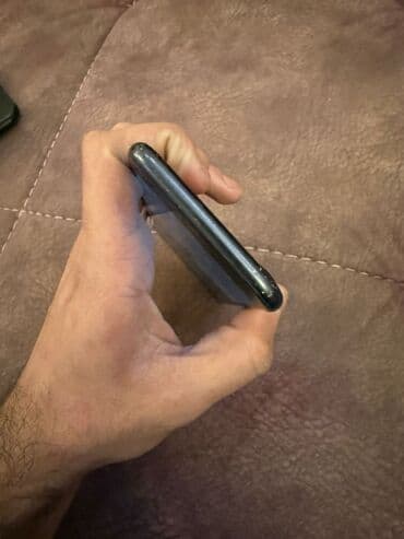 Компьютеры, ноутбуки и планшеты: IPhone 7, Черный, Отпечаток пальца — 6