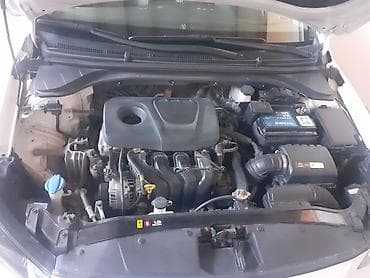 hyundai tucson 2006: Hyundai Avante sedan – ağ rəng, şəhər və magistral üçün rahat və — 9