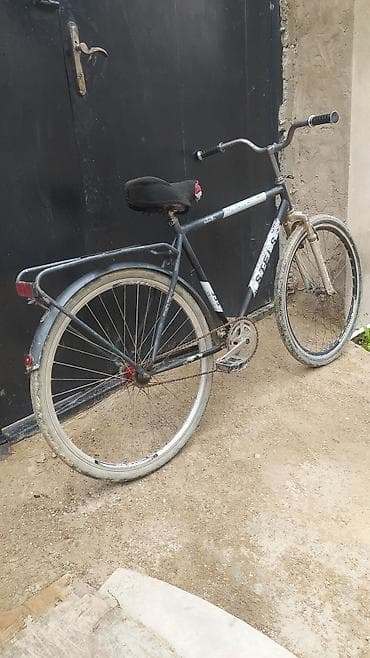 old school: Yeni Şəhər velosipedi Stels, 28", sürətlərin sayı: 16, Ünvandan götürmə — 4