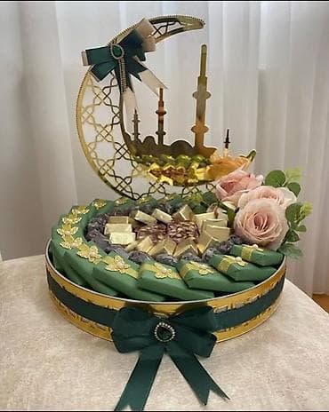 Hədiyyə səbəti, rəng - Qızılı