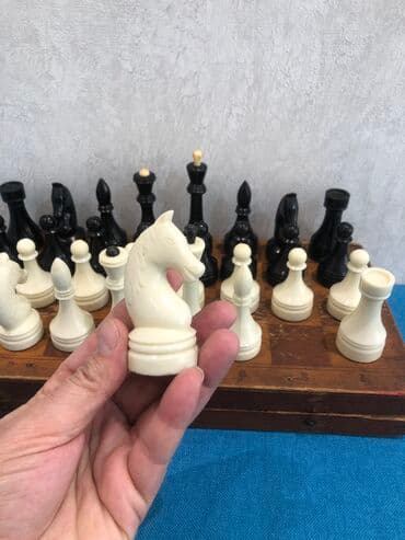 nerd taxta satisi: Antik Sahmat sovet dovrune aid 1970 ci il ela vezyyetde 45*45 — 7