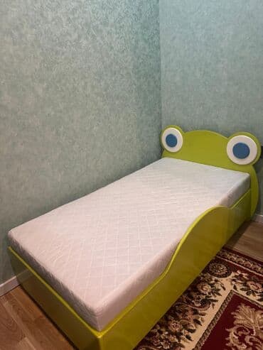 Oğlan və qız üçün, İşlənmiş, Çarpayı, Bazasız, Matras ilə, Siyirməsiz lalafo.az -da Oğlan və qız üçün, İşlənmiş, Çarpayı, Bazasız, Matras ilə, Siyirməsiz