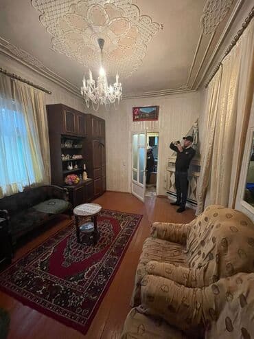 xacmazda ucuz evler: Bakı, Qaraçuxur qəs., 3 otaqlı, Köhnə tikili, m. Neftçilər, 70 kv. m — 6