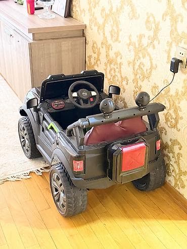 velosiped ucun isiqlar: Uşaq üçün elektrikli off-road maşın - Korpus: qara rəng, jeep tipli — 4