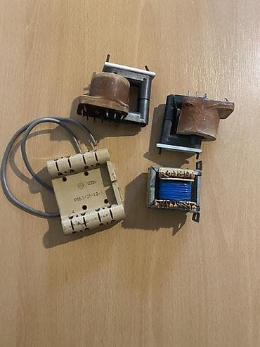 utu alti: Elektronika üçün müxtəlif tip transformatorlar və ferrit nüvələr — 1