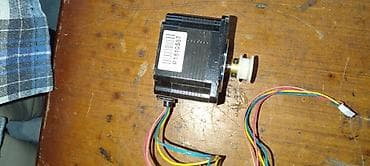 Darvaza motorları: Sanyo Denki STP-59D1052 addım mühərriki Texniki göstəricilər: - — 6