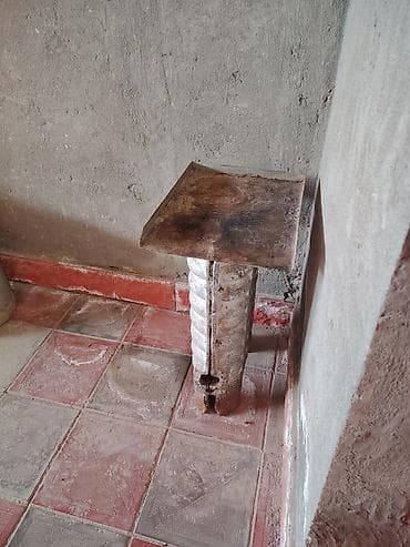 kömur: Döküm dəmir manqal/ocaq dayanı (kömür üçün) qaz pecı çugun - — 1