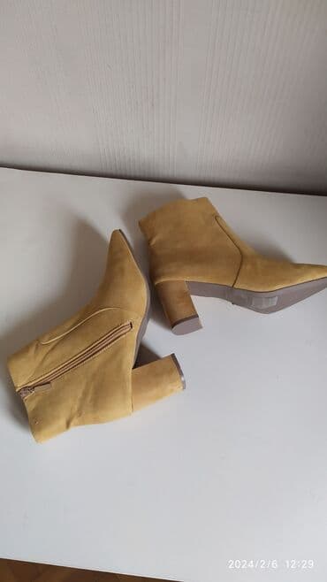 rezin botlar: Ölçü: 41, rəng - Sarı, Yeni — 7