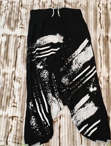 утепленные спортивные костюмы: Qara-ağ abstrakt printli idman dəsti - Üst geyimi: kapüşonlu, önü tam — 2