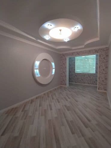 şəhər bağları mənzil satılır: Sumqayıt, 3 otaqlı, Köhnə tikili, 90 kv. m — 2