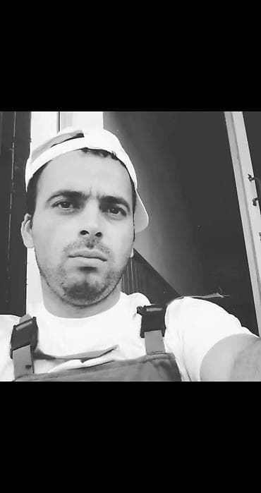 çöl qapilari: Salam maliyar işləri görürük tam təhvil veririk iş iştajim 18 ildi — 6