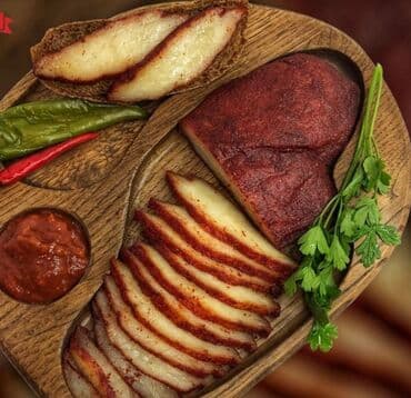 Hise verilmiş qoyun quyruğu Salam Duzlu, istiotlu hise verilmish