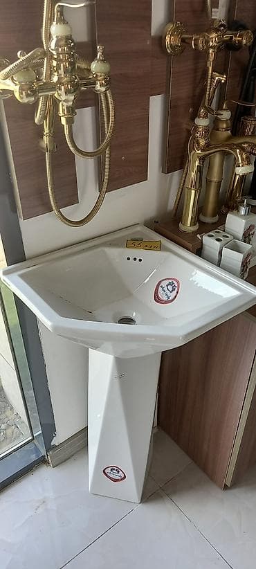 santral elektrik elaqe: Pilləli ayaqlı keramika hamam lavabosu - Material: ağ şüşə-porşelen — 1