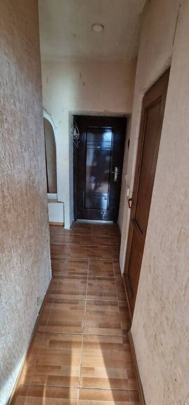 şamaxinka 300 manata kiraye evler: Azadlıq metrosu yaxınlığında,5 mərtəbənin,5-ci mərtəbəində,2 otaqlı — 4