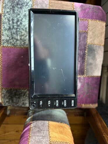 işlənmiş pərdələr: Toyota üçün maqnitola işlək vəziyətdədir — 1