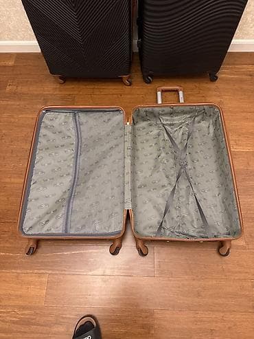 Sərt korpuslu təkərli səyahət çamadanı - Material: yüngül və davamlı