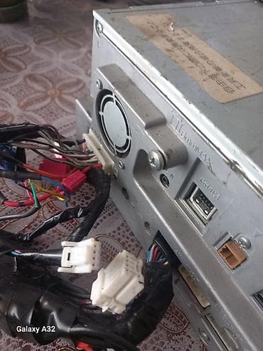 sim kart: Avtomobil audio sistemi dəsti. 4 ədəd qapi kalonkasi təzə bir ədəd 1 — 3