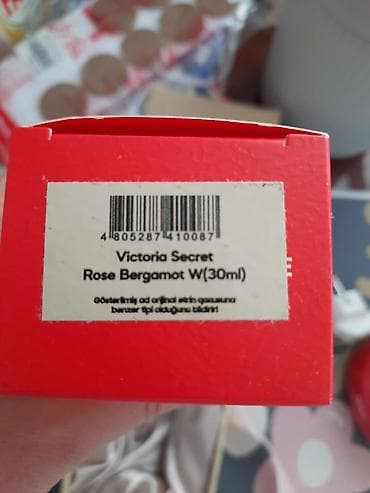 gulab suyu harda satilir: Парфюм куплен в ийде Victoria secret rose bergamot 30 мл — 1
