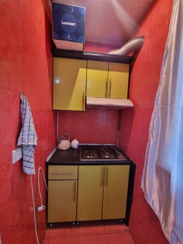 sumqayit 6 ci mikrorayon: Bakı, 2 otaqlı, Köhnə tikili, 40 kv. m — 3